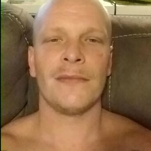 Meet your Posher, Joshua